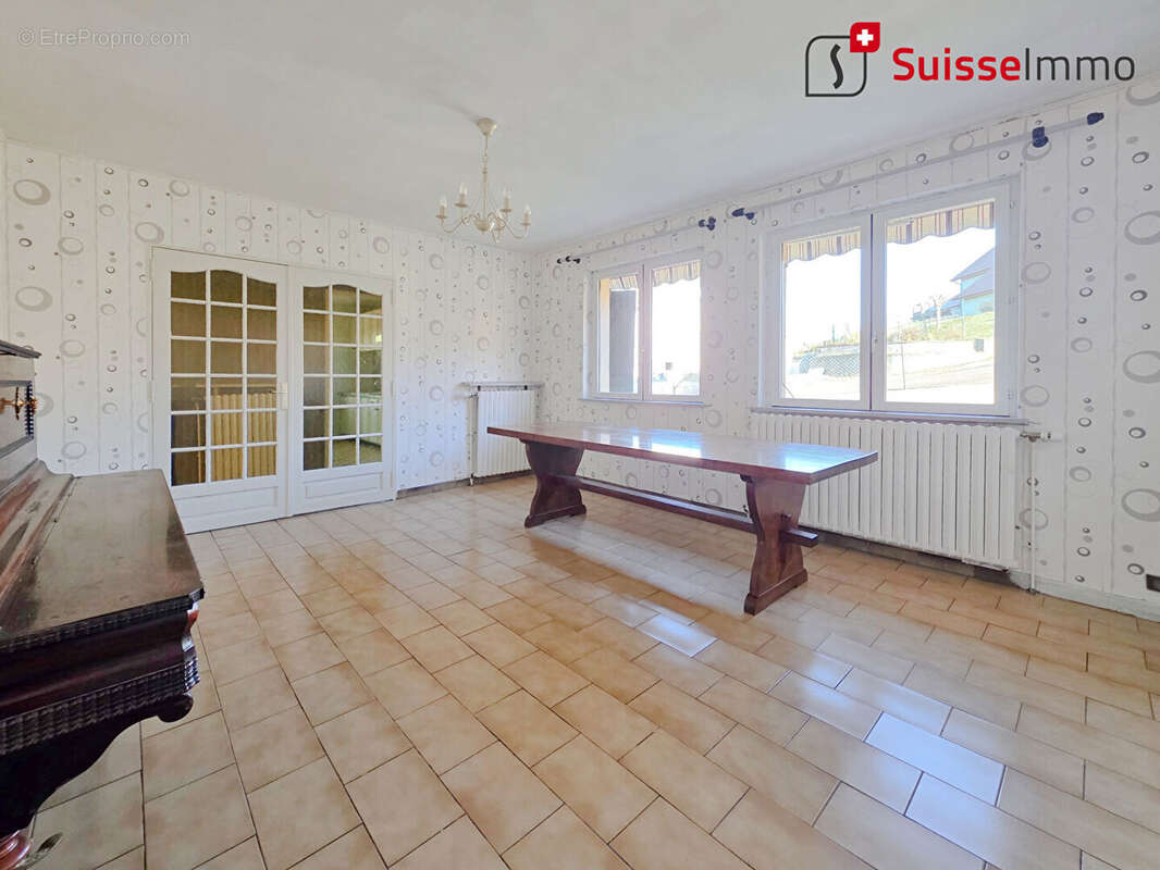 Maison à VILLARS-SOUS-ECOT