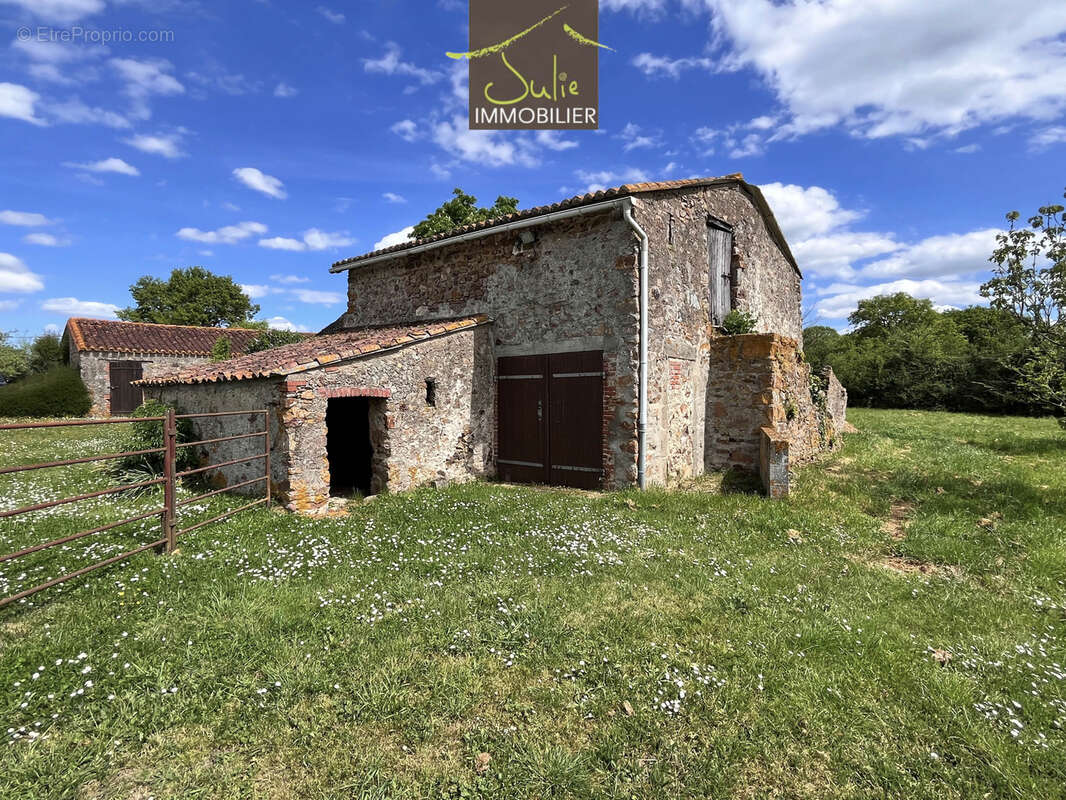 Maison à BRESSUIRE