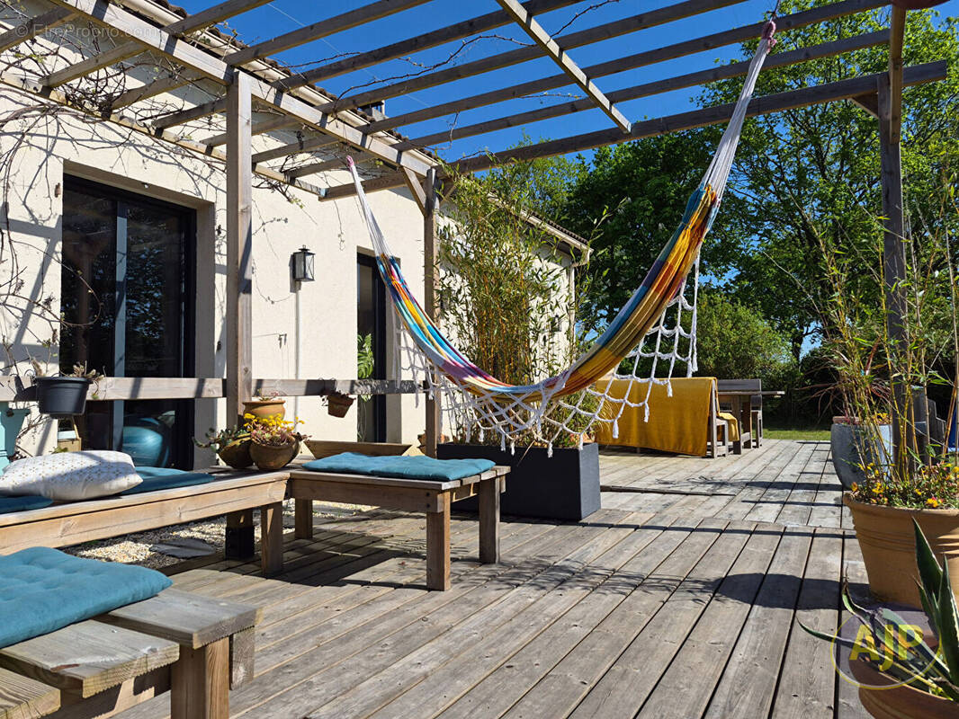 Maison à SAINT-COLOMBAN