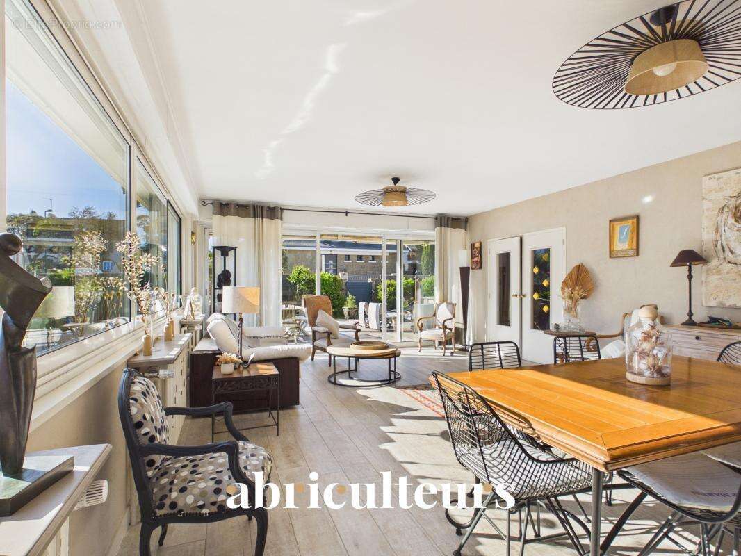 Villa familiale d’exception en vente à Carnac Plage (56340) - photo 2
