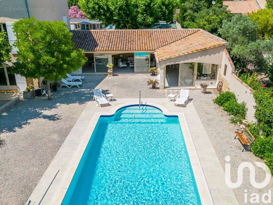 Photo 3 - Maison à SAINT-SATURNIN-LES-AVIGNON