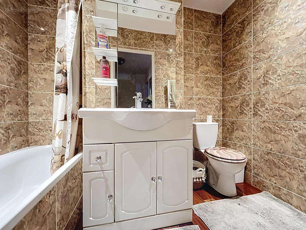 Appartement à MONTIGNY-LE-BRETONNEUX