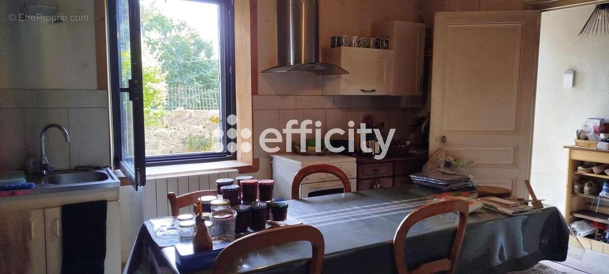 Maison 250 m² à Usson-En-Forez  - photo 29
