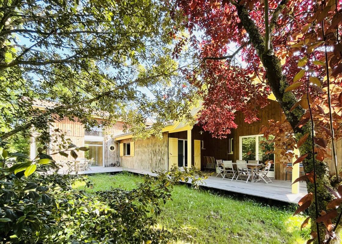 Maison à GUJAN-MESTRAS