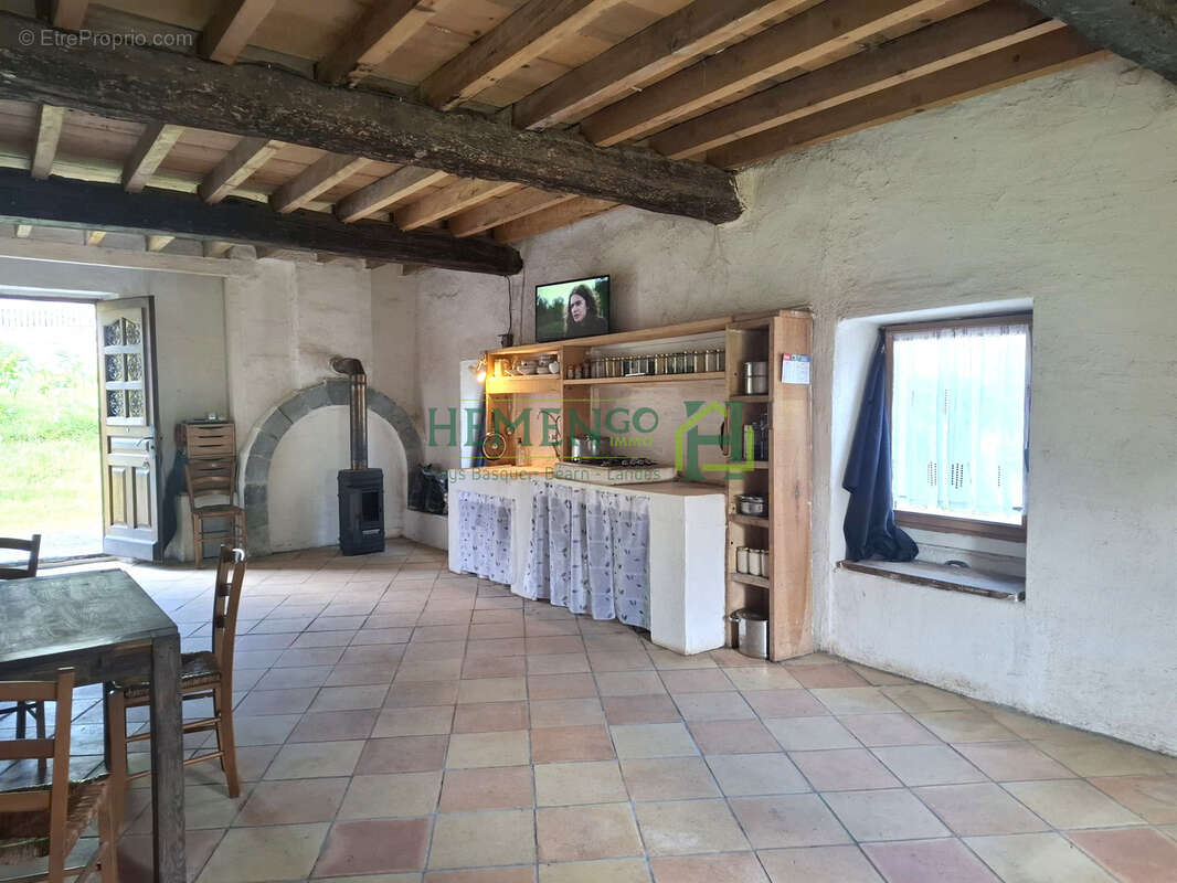 Maison à VIODOS-ABENSE-DE-BAS