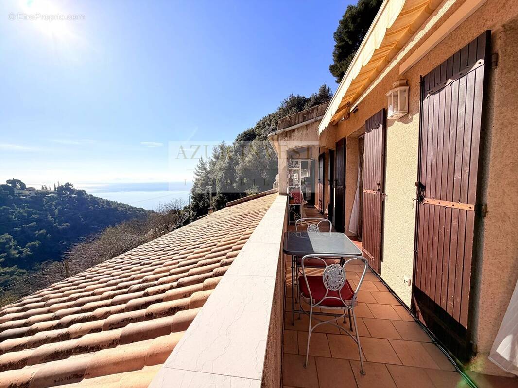 Appartement à ROQUEBRUNE-CAP-MARTIN
