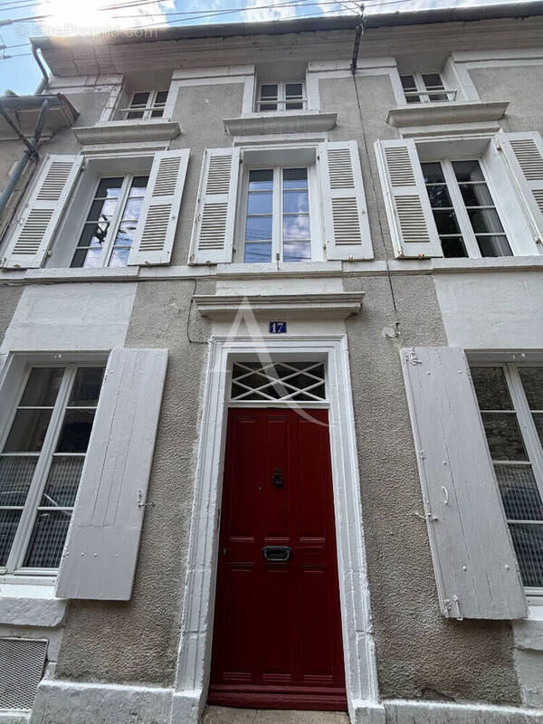 Maison à FONTENAY-LE-COMTE
