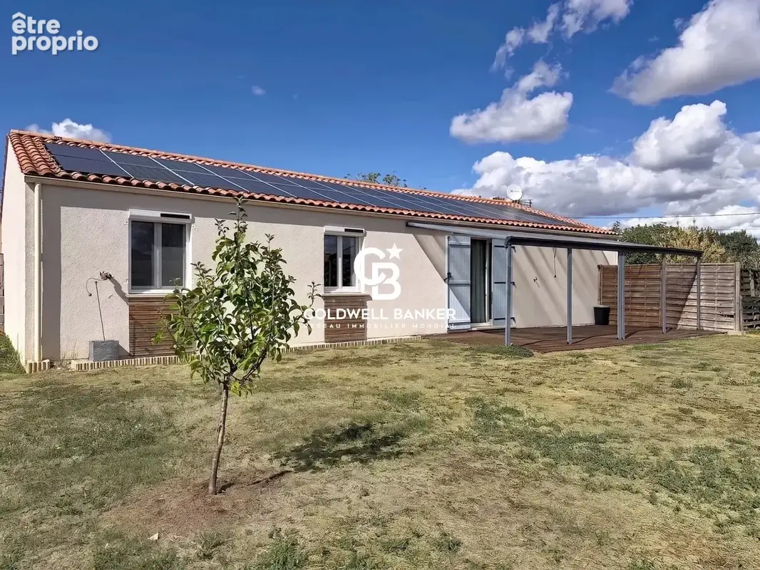 Photo Maison à Saint-Sulpice-D'arnoult au prix de 238 000€