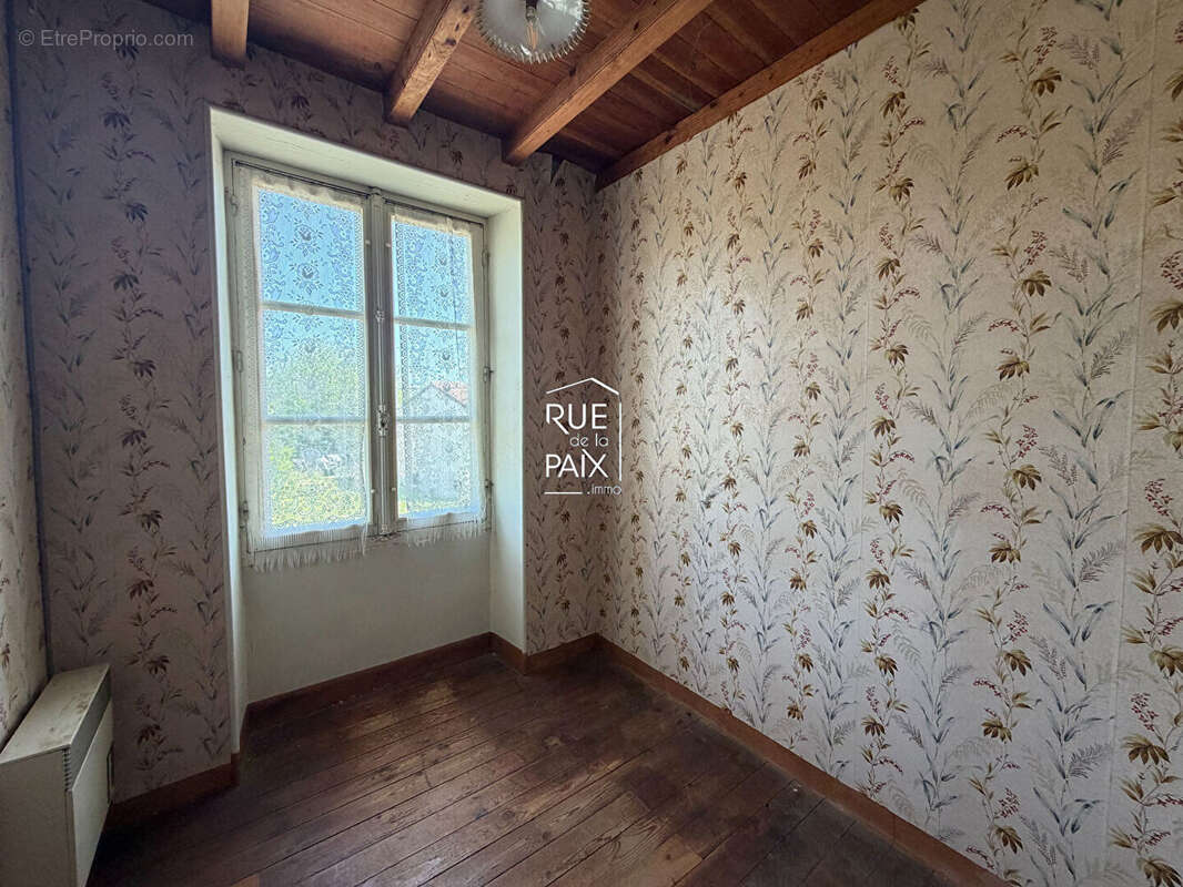 Maison à EXIREUIL