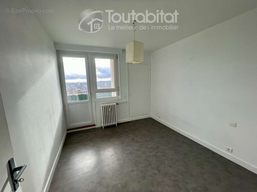 Appartement à CHARLEVILLE-MEZIERES