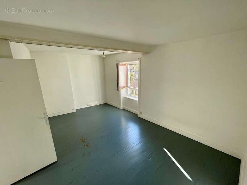 Appartement à THIERS