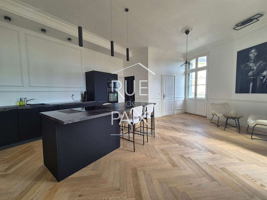 Appartement à CHINON