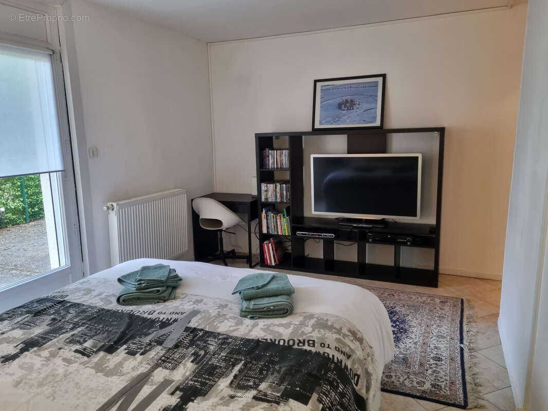 Maison à SIMIANE-COLLONGUE