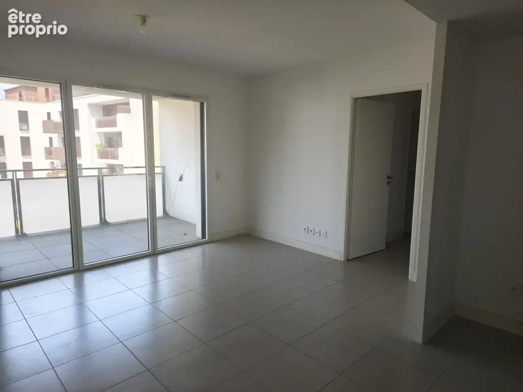 LE BOUSCAT- Résidence récente T3 avec balcon - photo 3