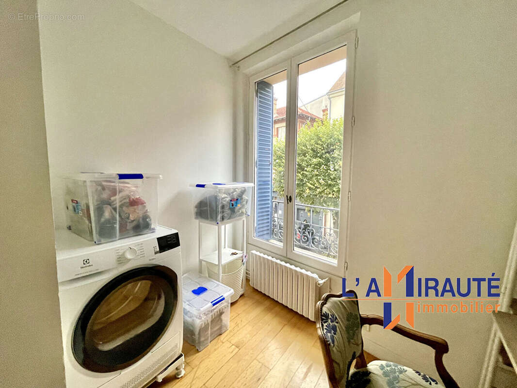 Appartement à HOUILLES