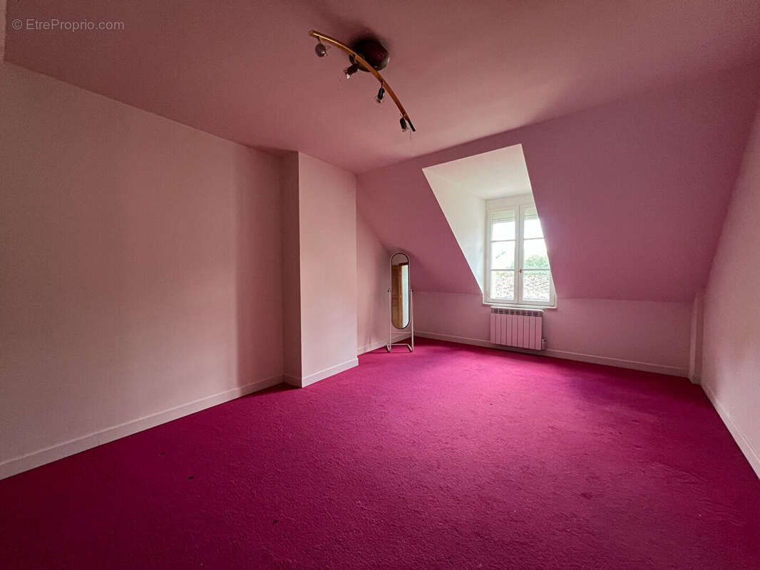 Maison à CERNAY-LA-VILLE