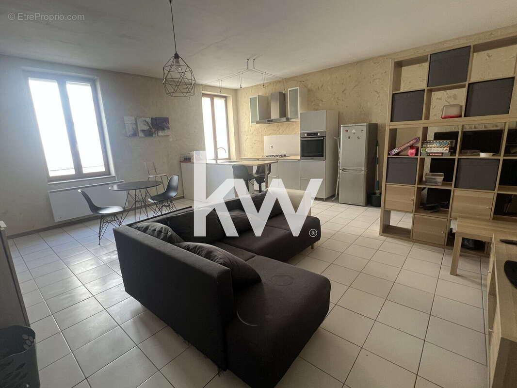 Appartement à SAINT-ETIENNE