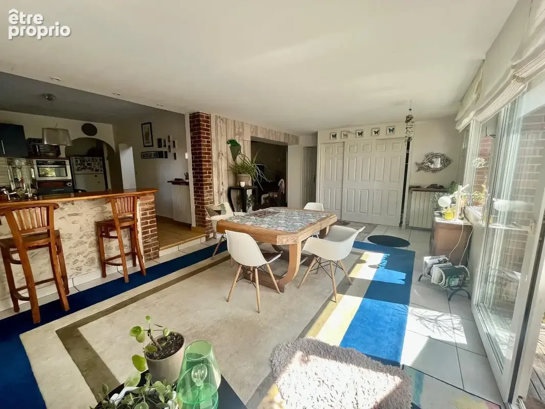 Maison de charme avec jardin, cheminée et terrasse   Quartier recherché- LA RICHE - photo 4