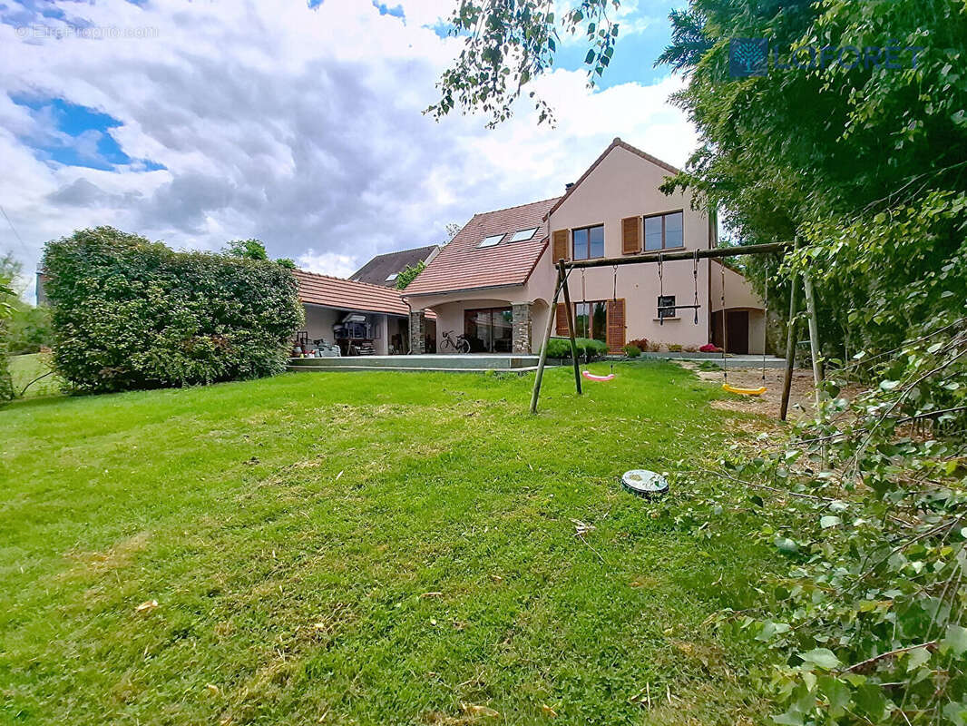 Maison à CHALIFERT