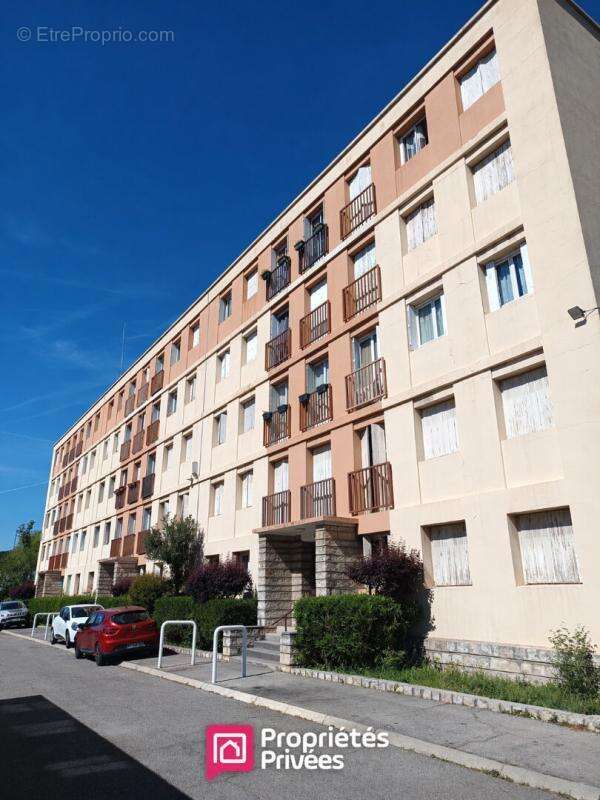 Appartement à MARSEILLE-13E