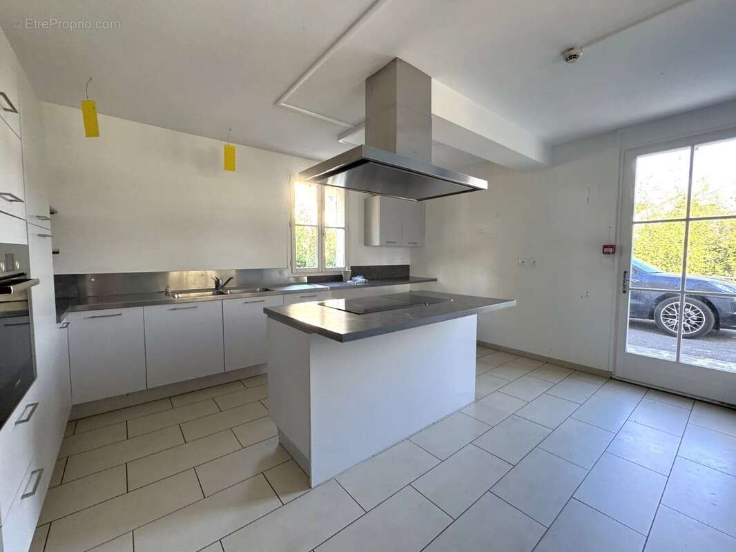 Maison à PIERREFONDS