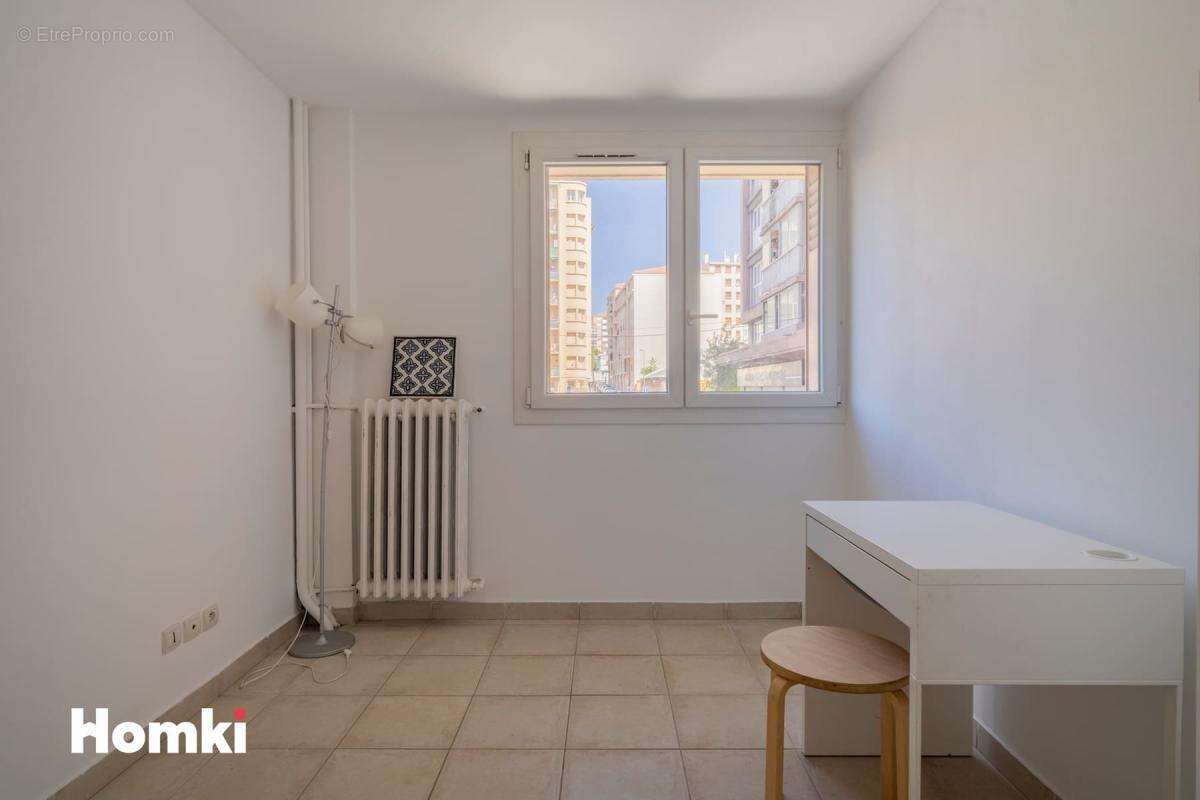 Appartement T4 de 58 m² à Marseille 13005, Rue Madon - photo 10