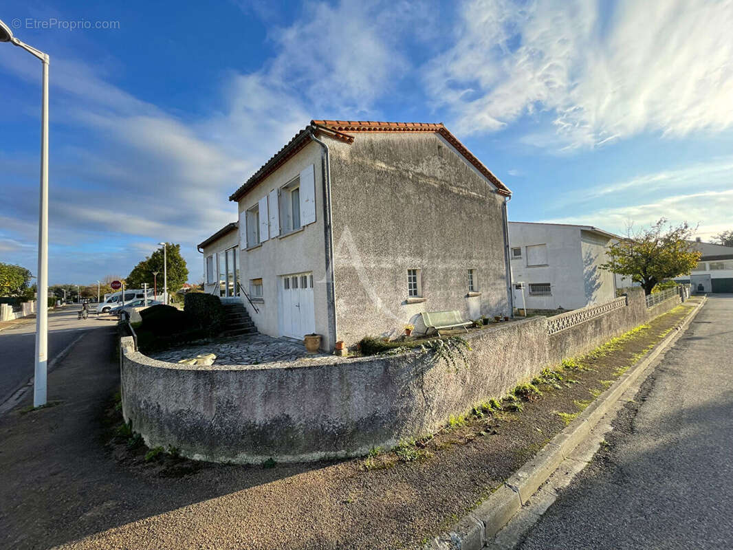Maison 111 m² à Castelnaudary  - photo 3
