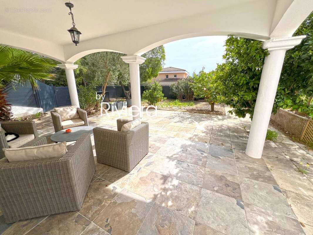 Maison à CAVALAIRE-SUR-MER