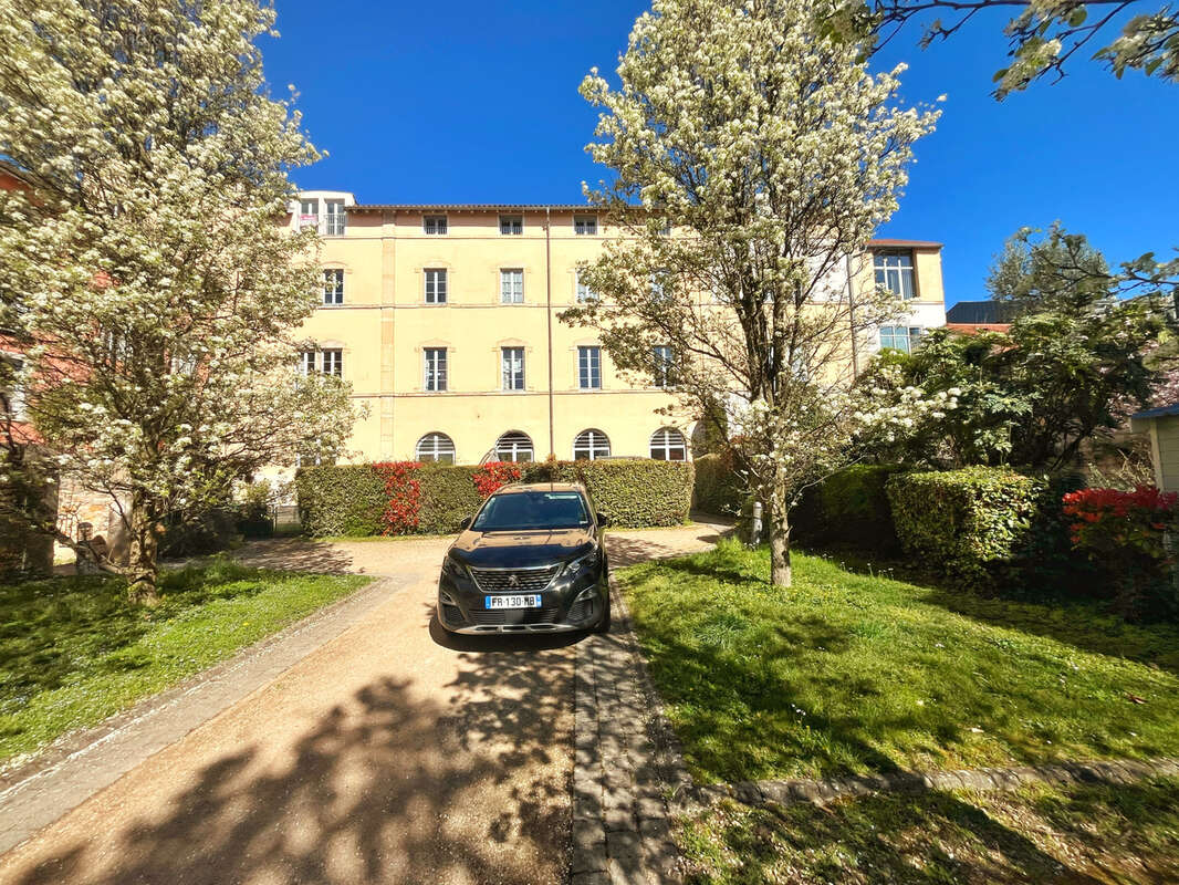 Appartement à VILLEFRANCHE-SUR-SAONE