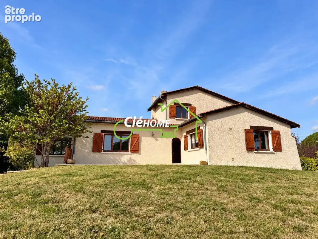 Maison 6 pièces 153 m² à vendre à Fleurieux-Sur-L'arbresle (69210) - photo 2