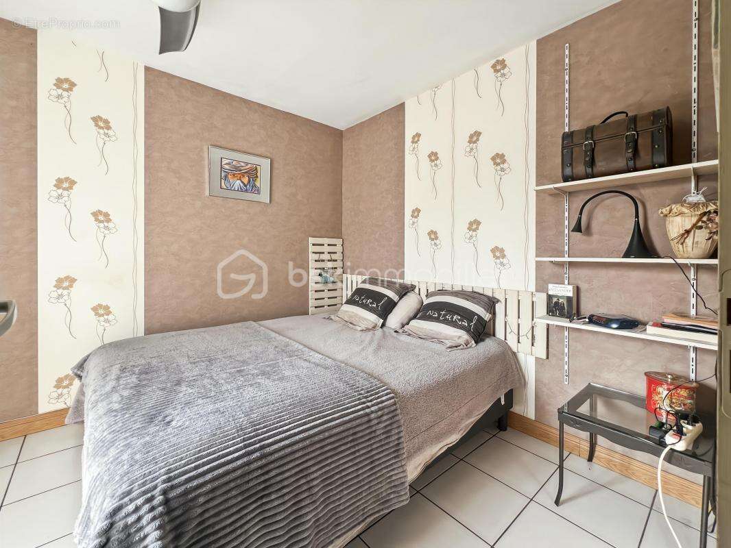 Maison à MORIGNY-CHAMPIGNY