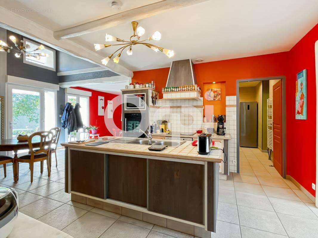 Maison à LE VAL-DAVID