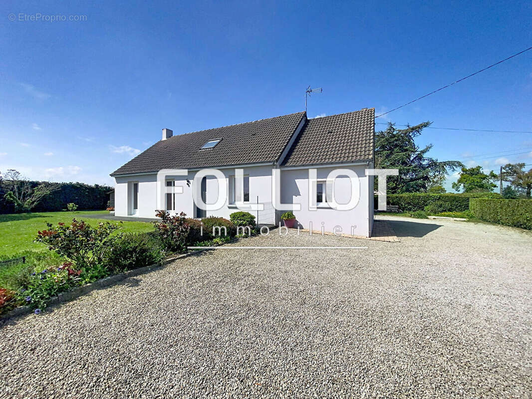 Maison à RAUVILLE-LA-PLACE