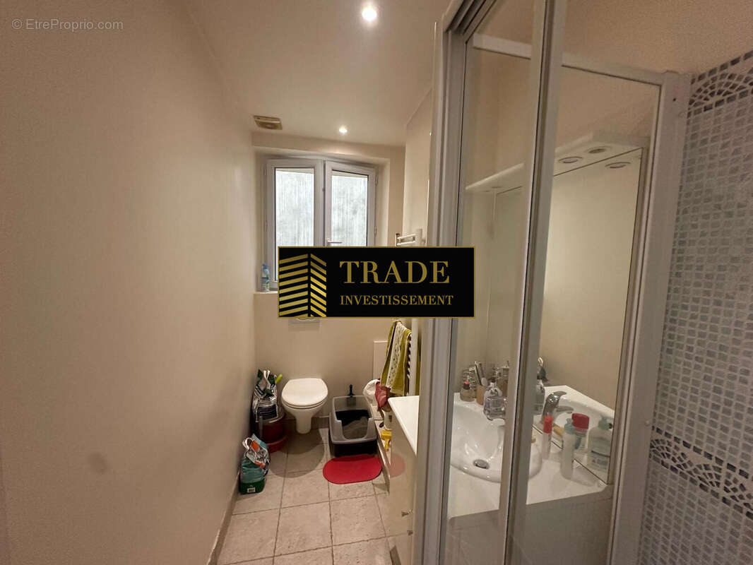 Appartement 73 m² à Paris-8e  - photo 6