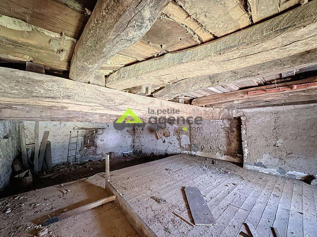 Maison à SAINT-VAURY