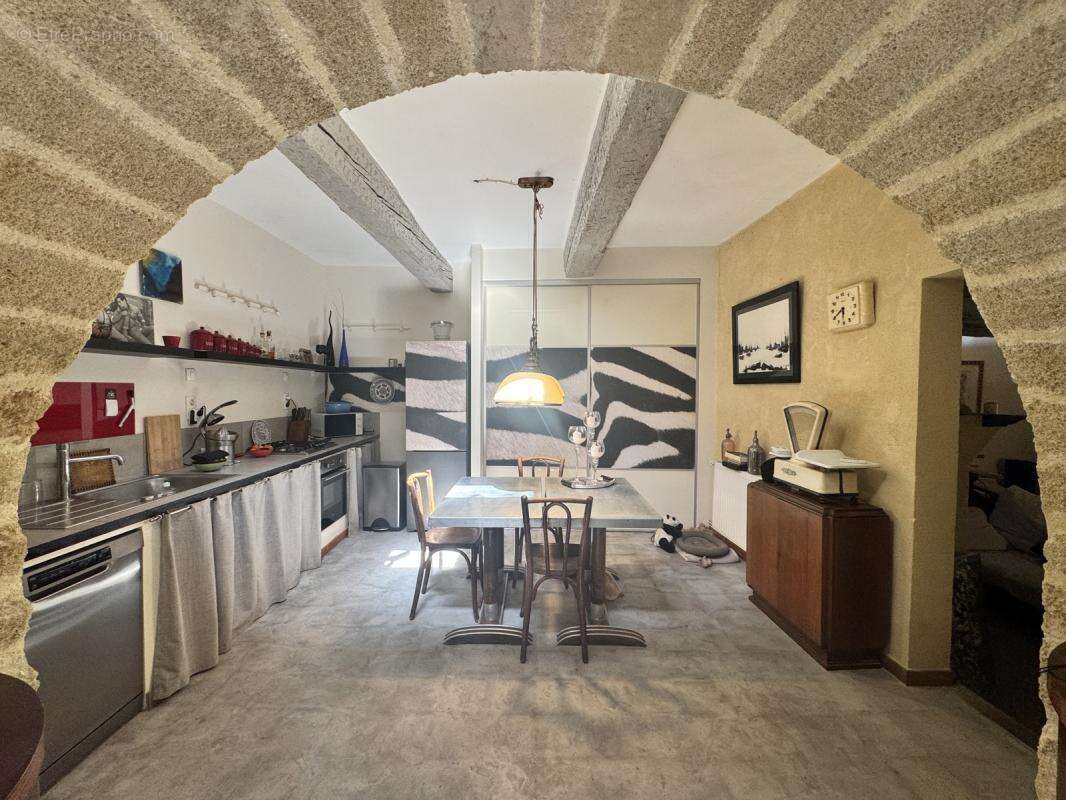 Maison à AIGUES-VIVES