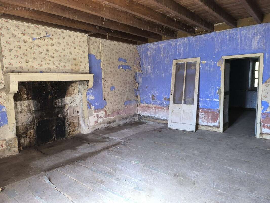 Maison à LIMALONGES