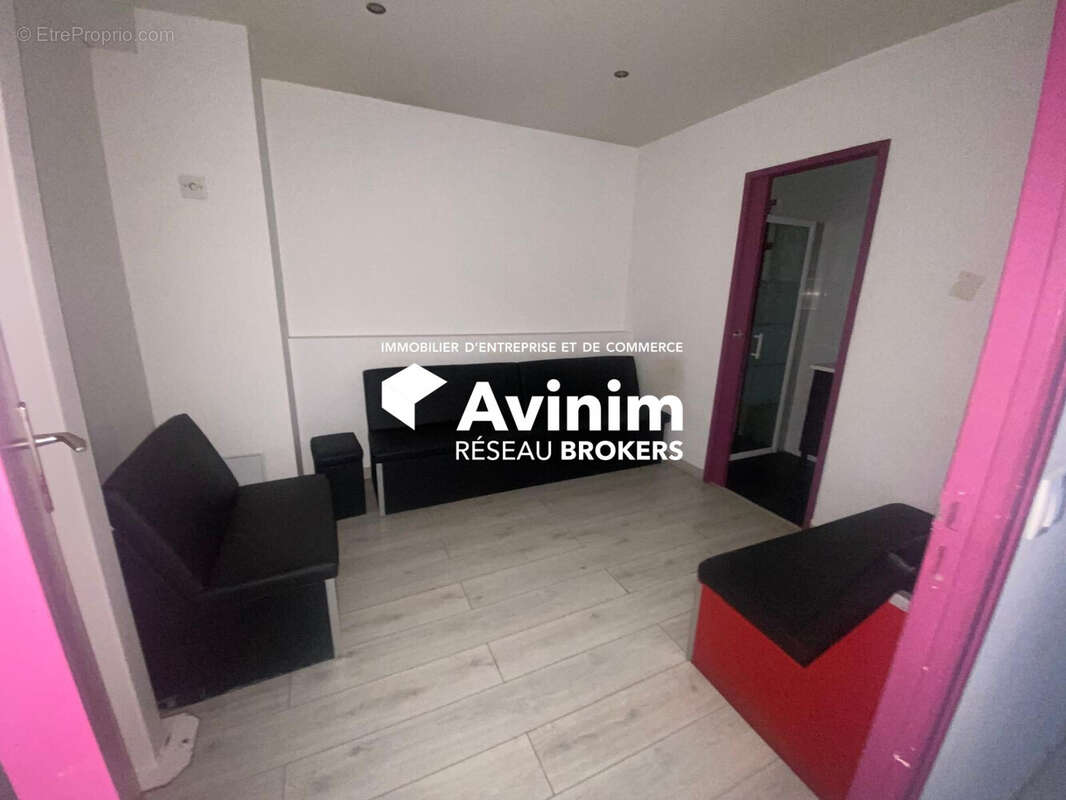 Commerce à MAGNY-EN-VEXIN