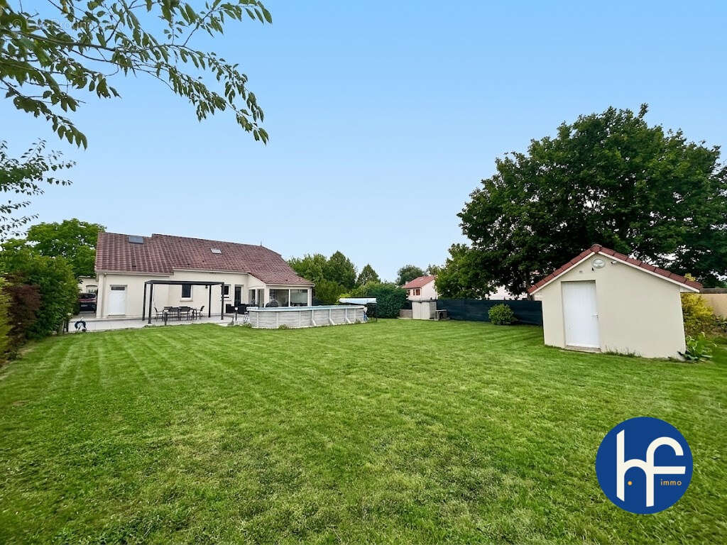 Maison individuelle avec garage, terrasse et piscine - photo 10
