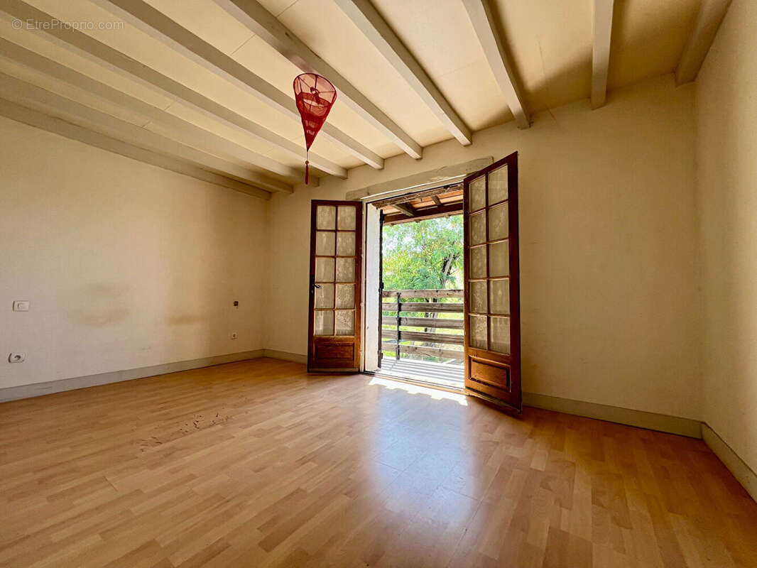 Maison à MONCLAR