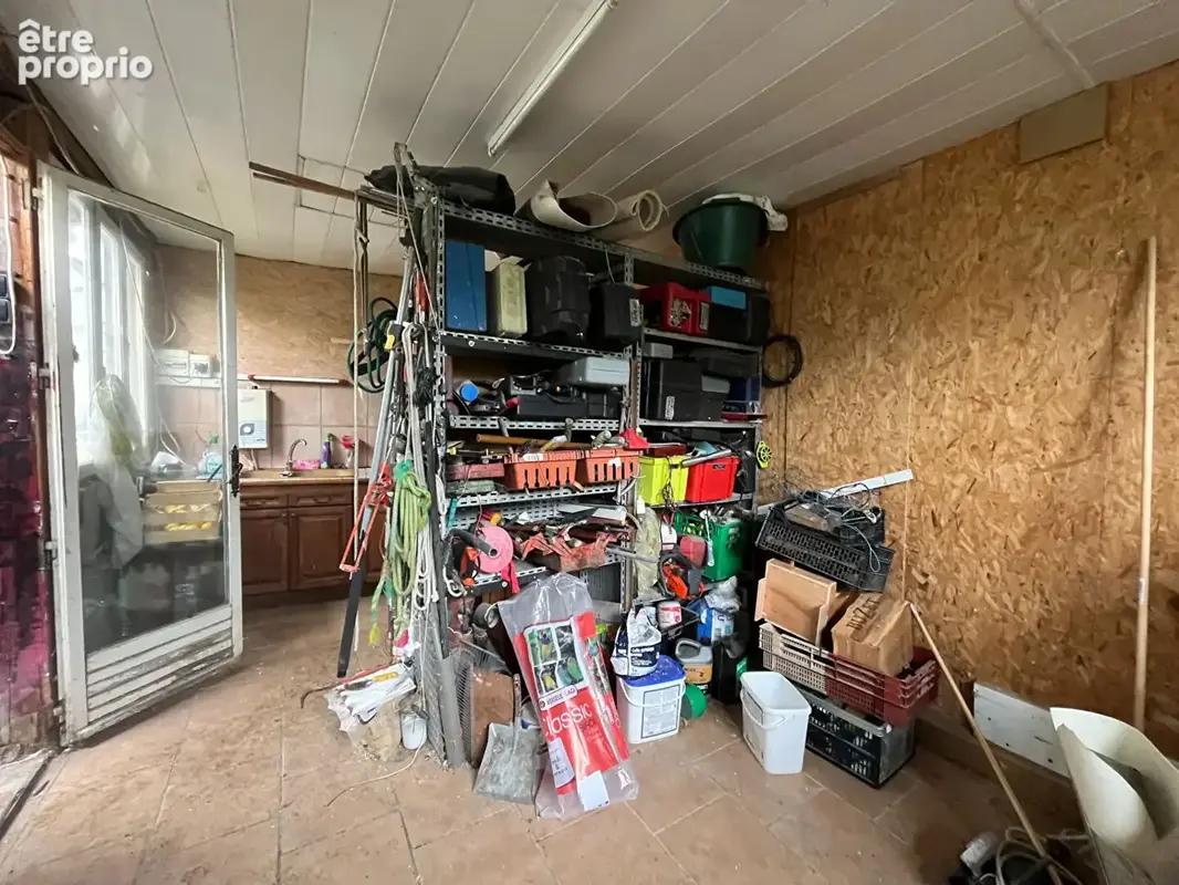Secteur Villeneuve-sur-Lot, jolie maison de ville mitoyenne de 107 m² avec jardin et dépendances. Vous découvrirez au rez-de-cha - photo 12