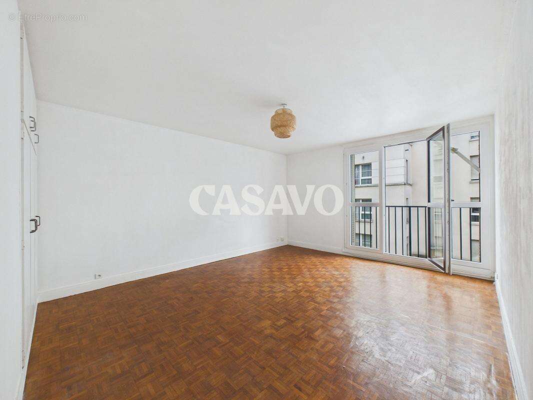 Appartement à IVRY-SUR-SEINE