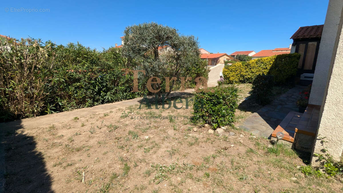 Saint-andré : villa independante dans quartier calme - photo 3