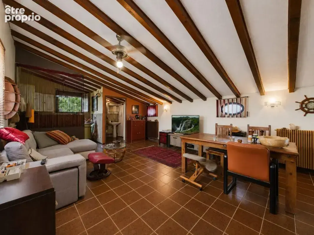 A vendre villa familiale de 176 m² avec piscine plaine de peri - photo 11