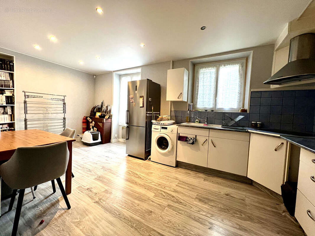 Appartement à CORBEIL-ESSONNES