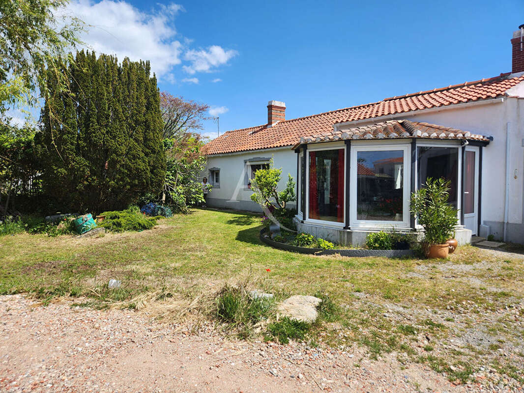 Maison à L&#039;EPINE