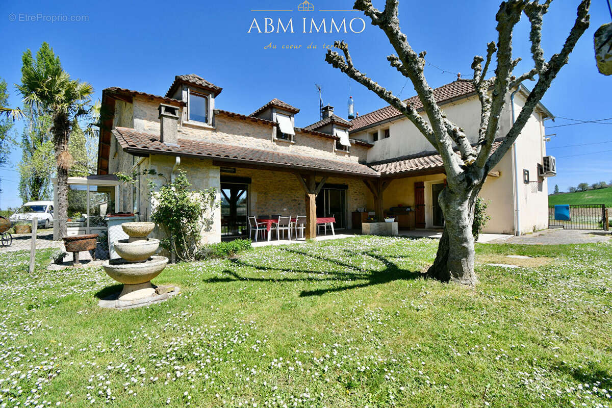 Maison à PRIGONRIEUX