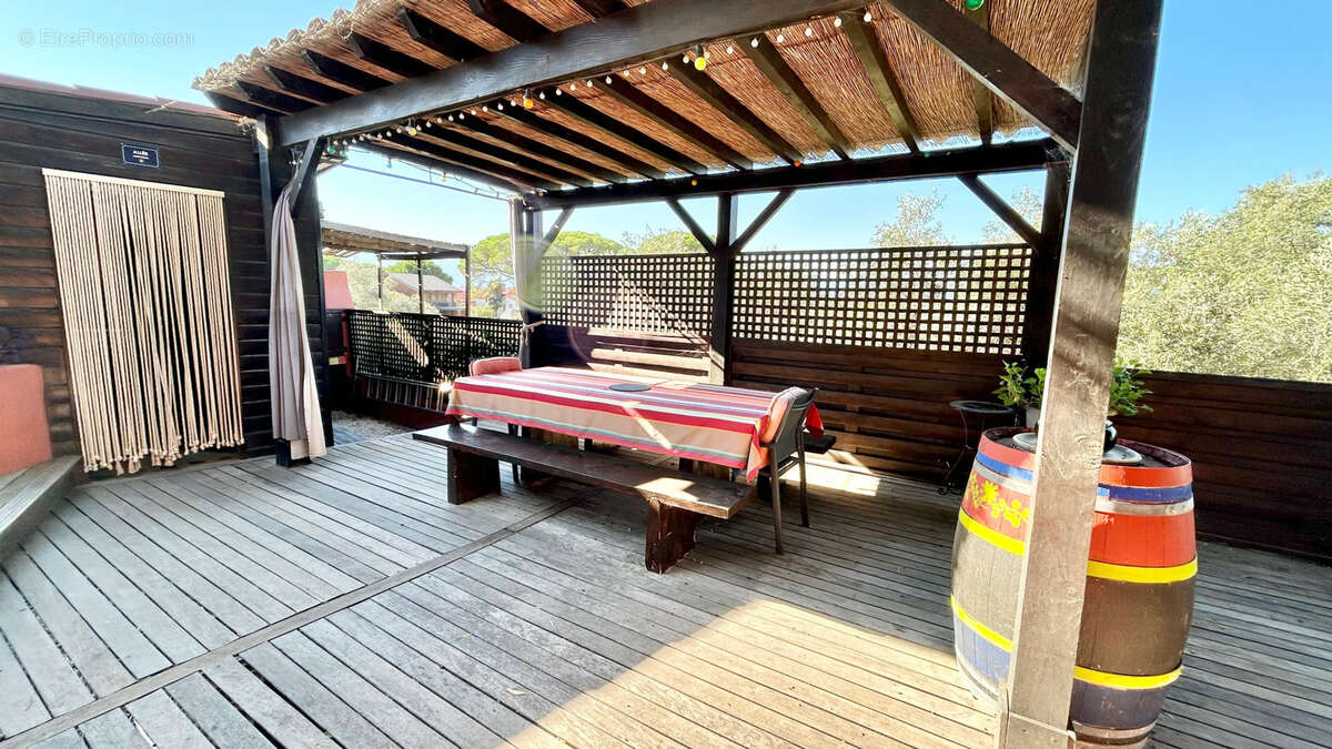 Maison à VILLENEUVE-DE-LA-RAHO