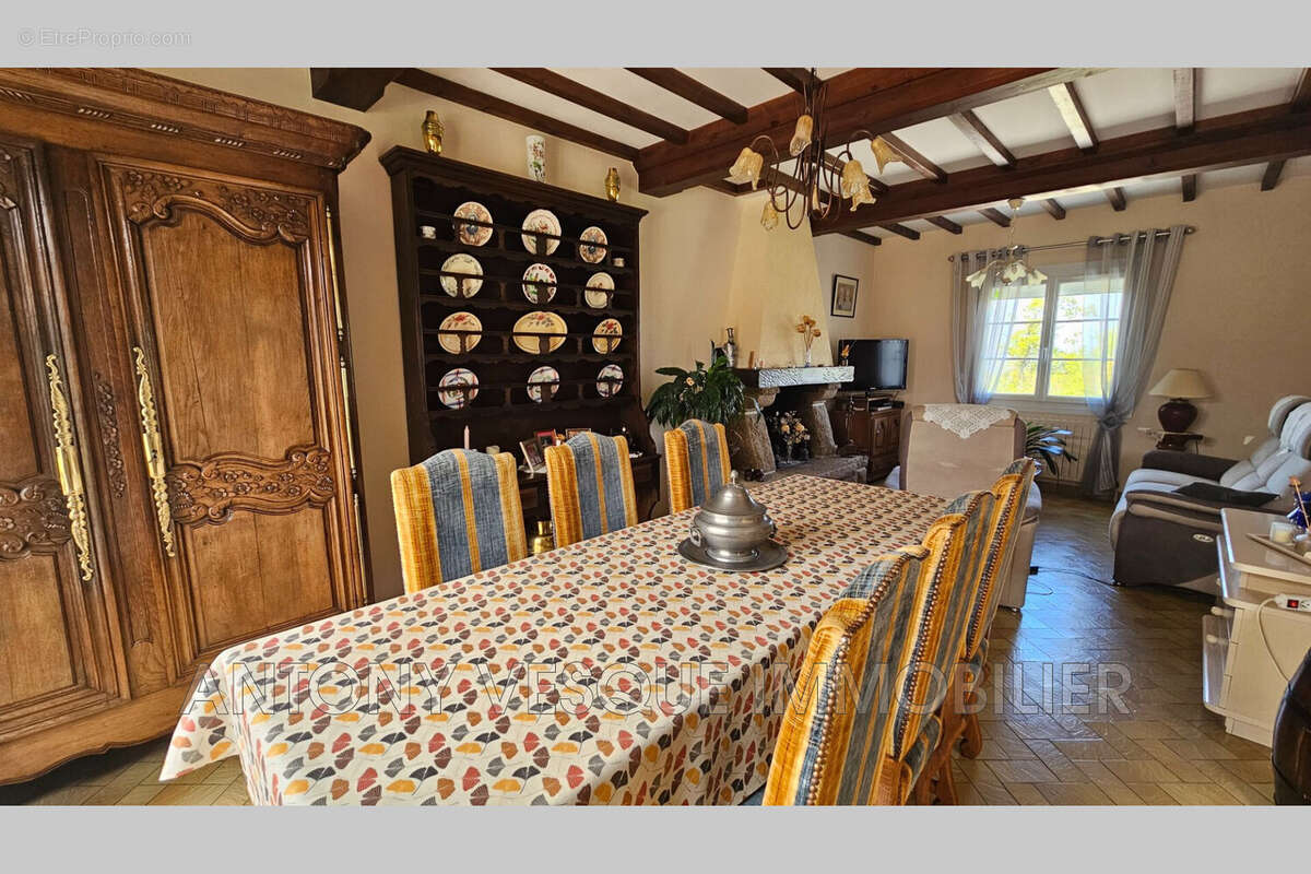 Maison 130 m² à Monthuchon  - photo 3