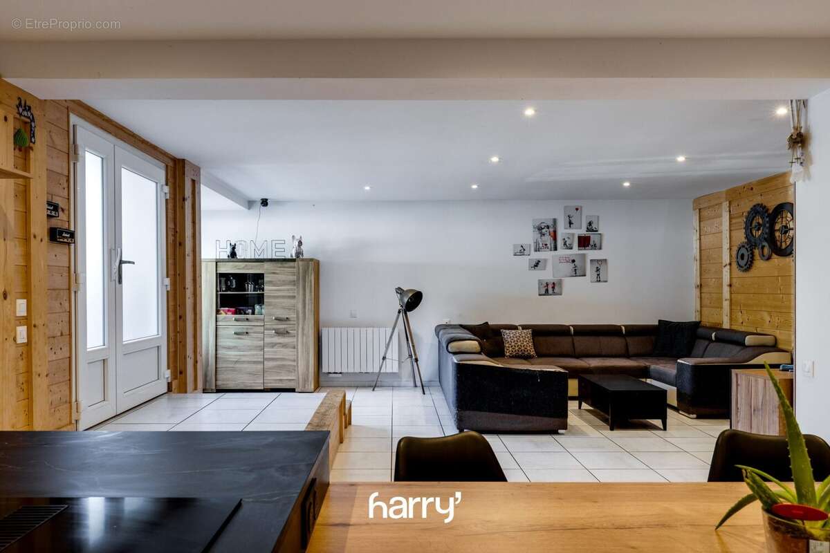 Appartement 108 m² à Jougne  - photo 8